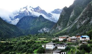 香格里拉梅里雪山